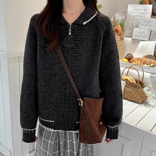 REWEAR 16164 澳大利亚进口荃羊毛重磅翻立领流苏拉链撞色针织开衫