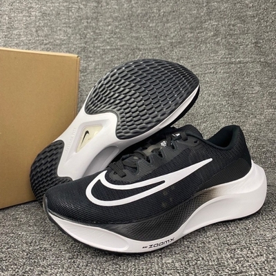 耐克Nike Zoom Fly 5舒适运动休闲轻便缓震竞速跑步鞋 DM8968-001