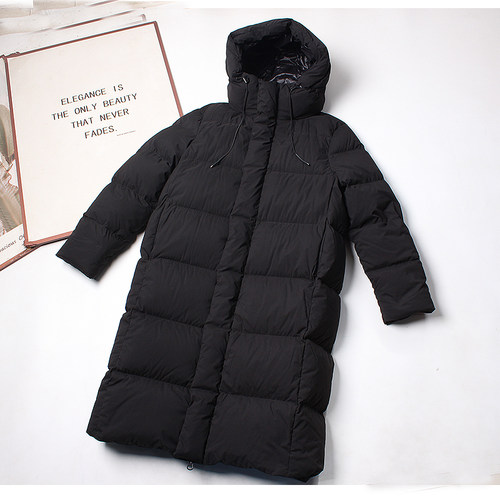 充绒量300克~90白鹅绒羽绒服女