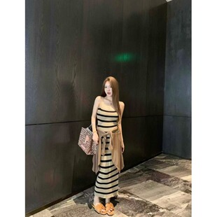 韩版气质纯欲风早秋新款百搭长袖开衫条纹针织吊带连衣裙两件套女