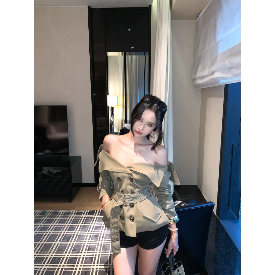 高级感短款风衣外套短裤套装