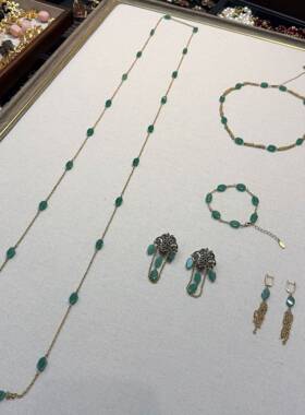 复古中古孔雀石套装项链手链耳环全套 轻奢绿色宝石成套首饰气质