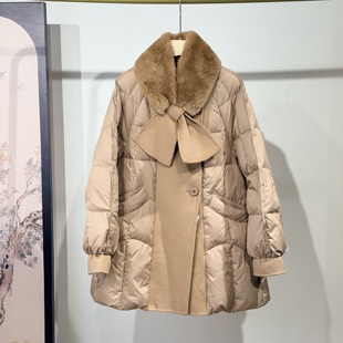 欧货2025冬装懒兔毛蝴蝶结围脖领可拆卸斜门禁休闲减龄A字羽绒服