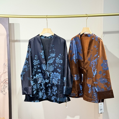 高级桑蚕丝老缎真丝宋锦外套新中式国风复古高级感扩版盘扣上衣女