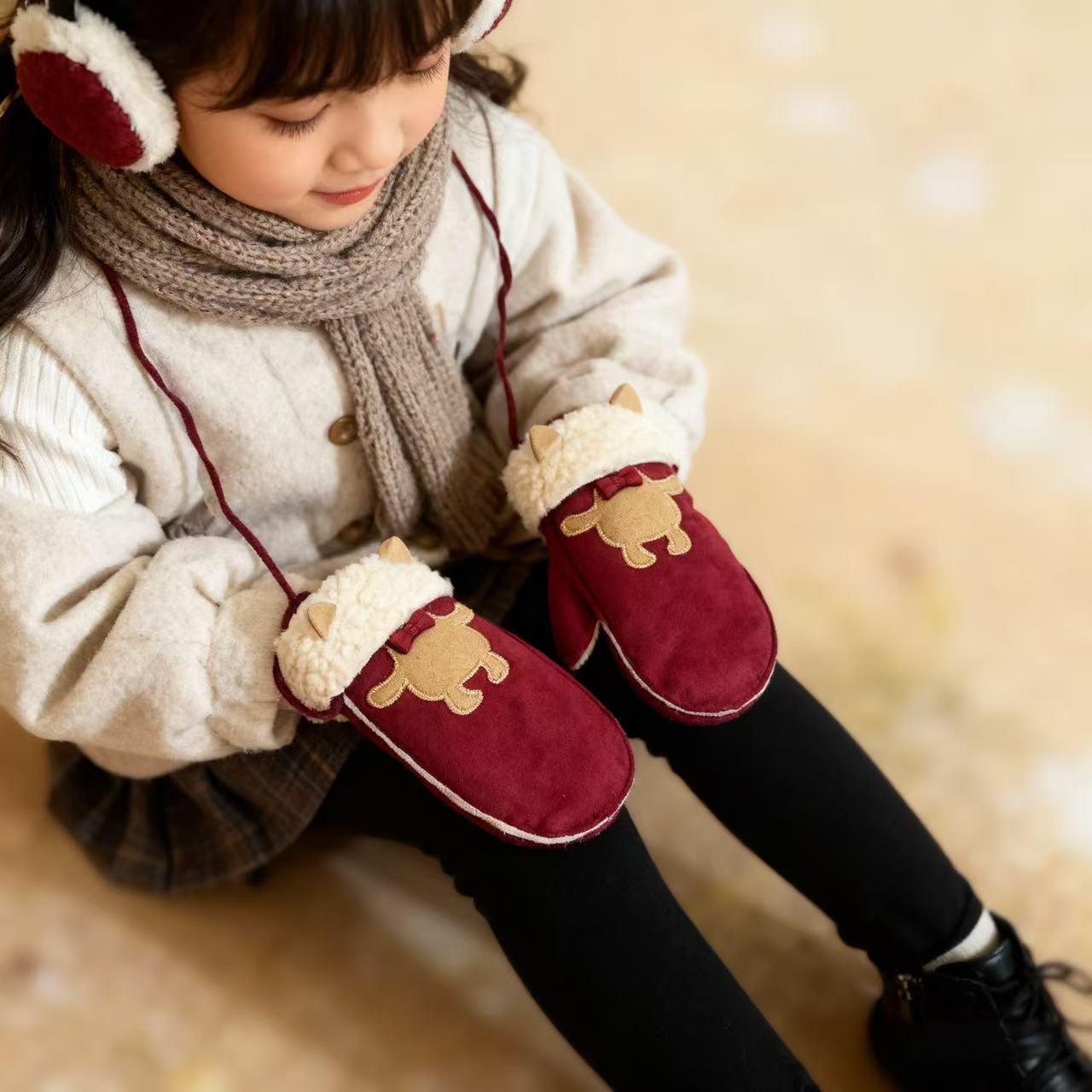 4-7岁女宝宝手套加绒加厚防寒保暖挂脖全包连指儿童手套卡通男孩5