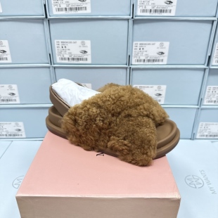 小牛皮羊毛毛绒交叉带厚底一字拖女小众舒适凉拖鞋8261古铜棕B4