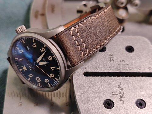 御铭匠进口织纹牛皮表带IWC柔软