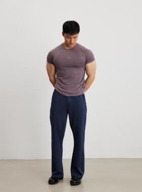 AFTERGLOW 显大版型颗粒功能面料训练短袖 排汗透气紧身运动TEE