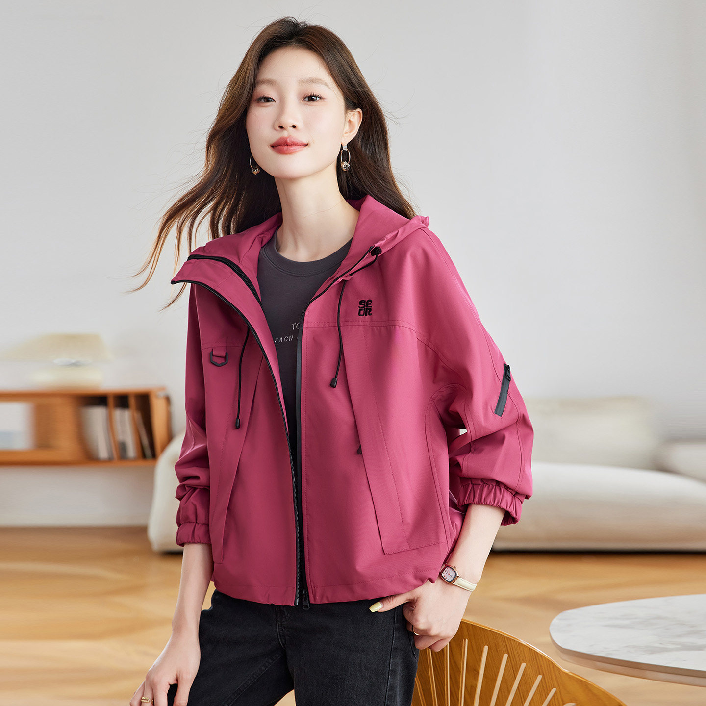 休闲夹克外套女款2026春季新款巨好看的短款上衣小个子宽松二八月