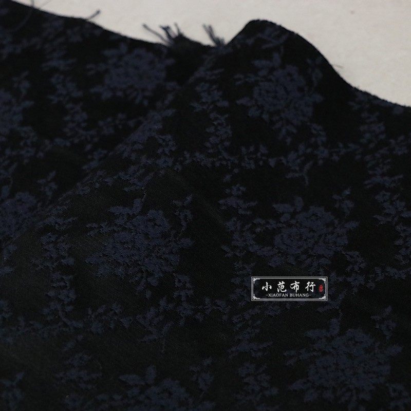 特价 深藏青色立体浮雕提花布料 男女高档服装面料 西装套装图片