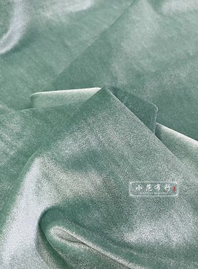 高档温柔浅绿色垂坠感金丝绒布料光泽感柔软旗袍礼服连衣裙面料