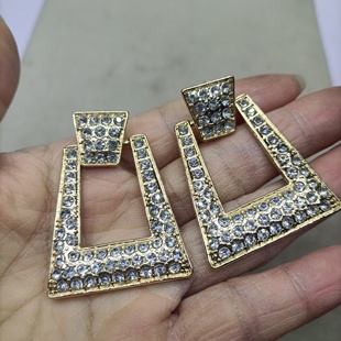 满钻耳钉 包邮 B13 满29元