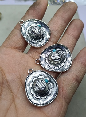 B13 满29元包邮  坠3个