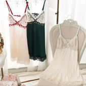 日本Risa Magli正品 吊带睡裙短裙牛奶丝薄性感女圣诞性感红466YS