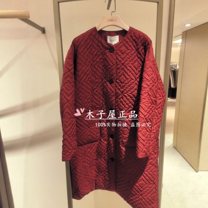 香港艾米尔/XMLEE 2025年秋冬新款 羽绒服 X541Y7702-5590