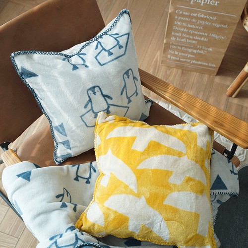 古堡花园抱枕套企鹅飞鸟三角针