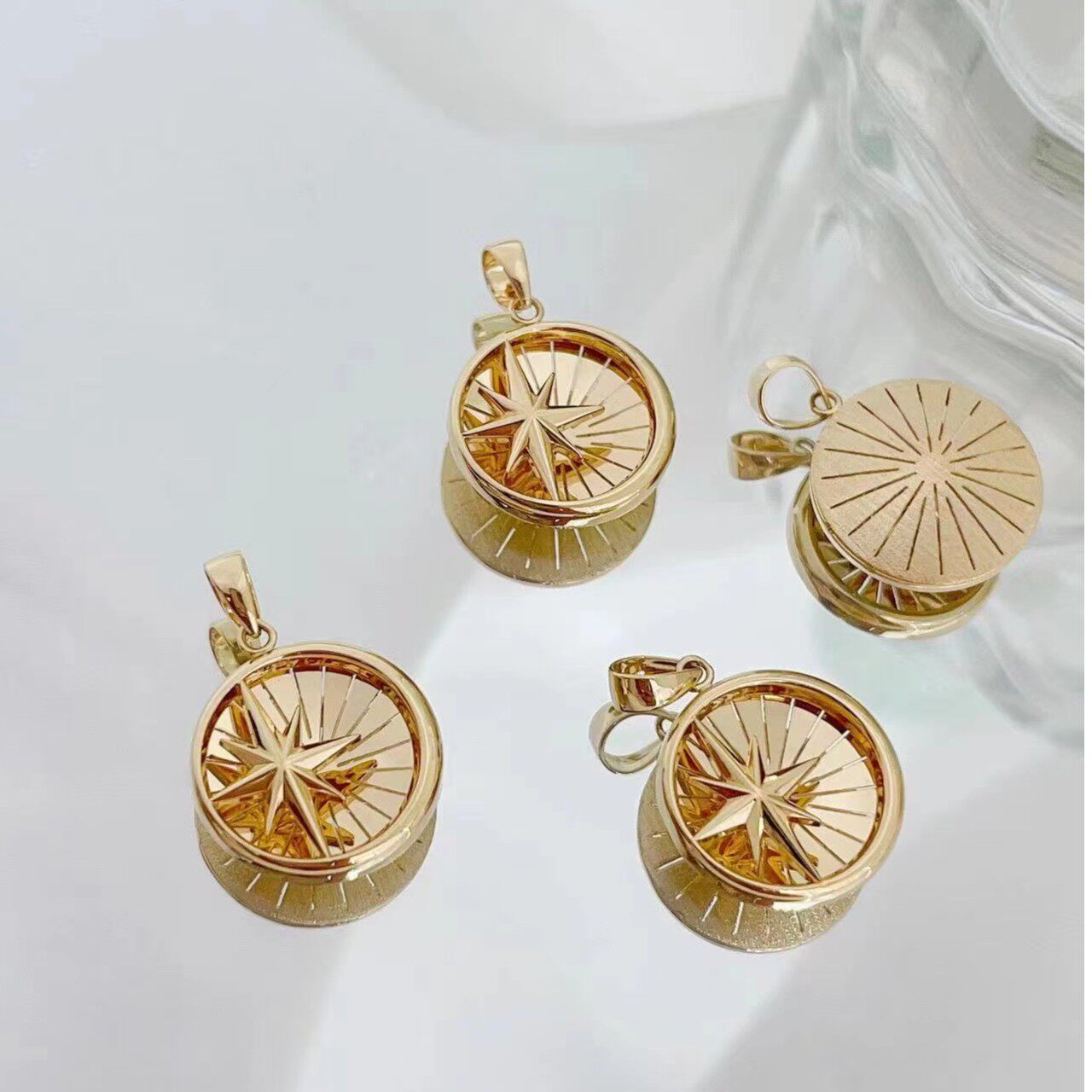 18k浅金北极星吊坠女挂坠单独坠子气质时尚小众