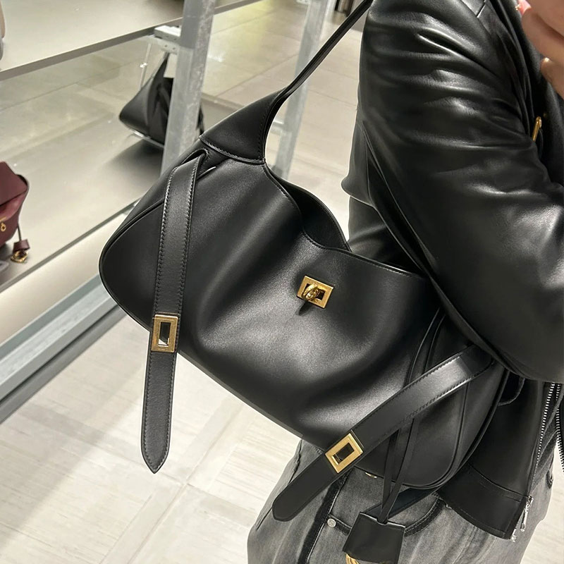 辣妹复古单肩腋下包通勤托特包