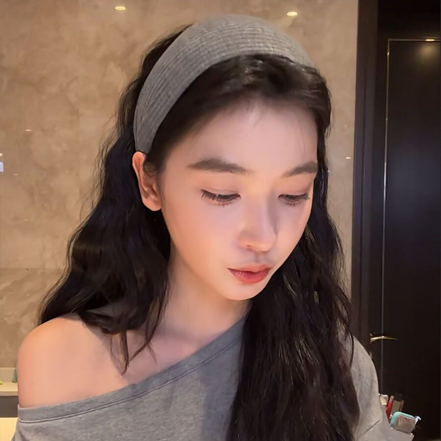 易梦玲同款高级感时髦坑边简约发带百搭运动十足宽边头饰发箍头箍