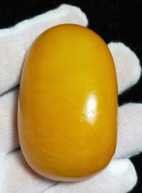 108克和田玉籽料原石把件天稀有天然黄玉籽料无修形玩料形好油润