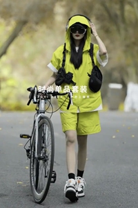 春夏新款时尚潮流百搭运动风宽松连帽短袖短裤套装男女同款两件套
