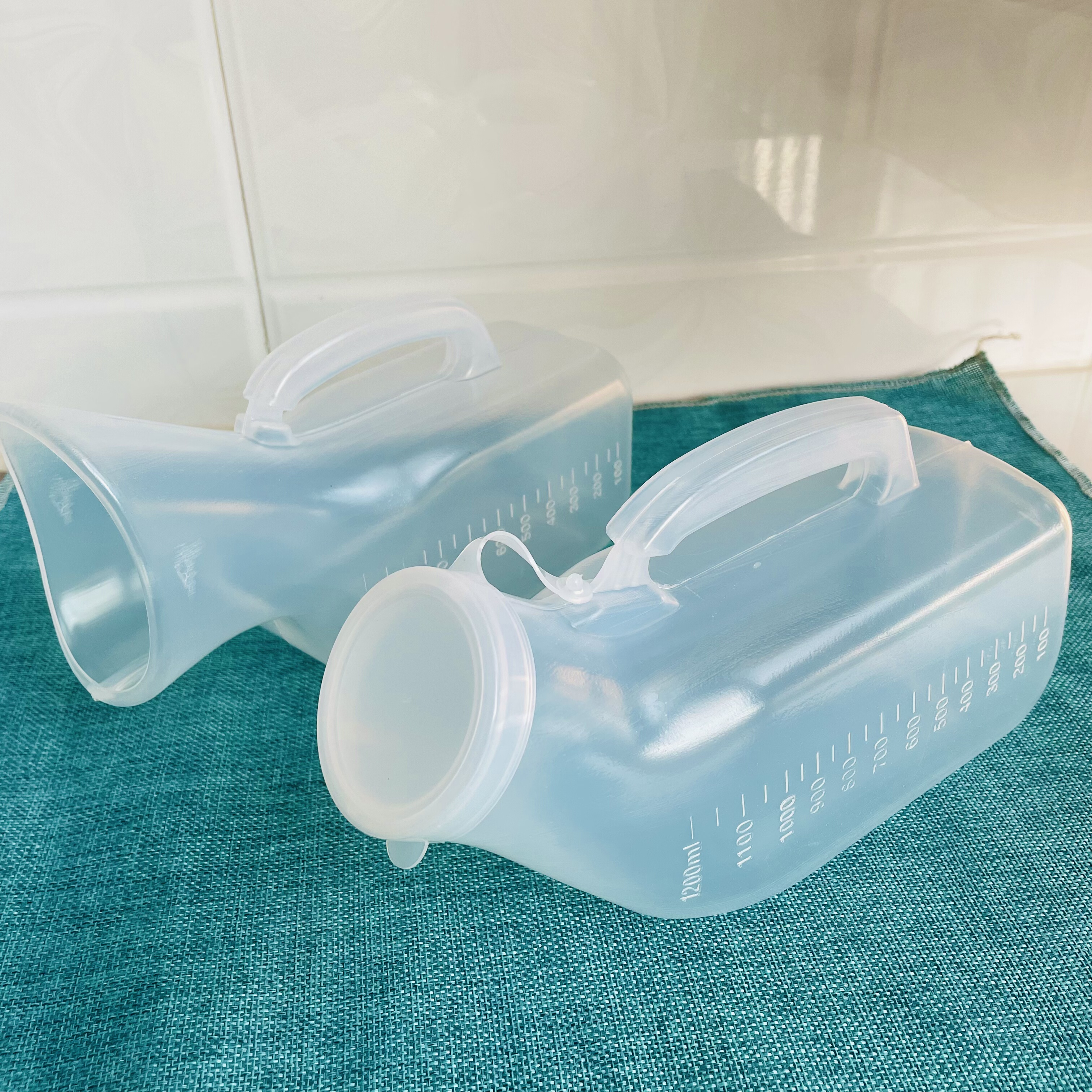 尿壶小便器夜壶老人男集尿器尿桶带盖加厚大容量成人男用1200ml