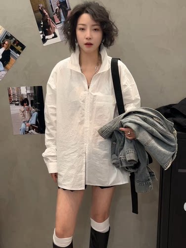 忆古2026春季新款单口袋白色衬衫女中长款宽松长袖拉链设计上衣