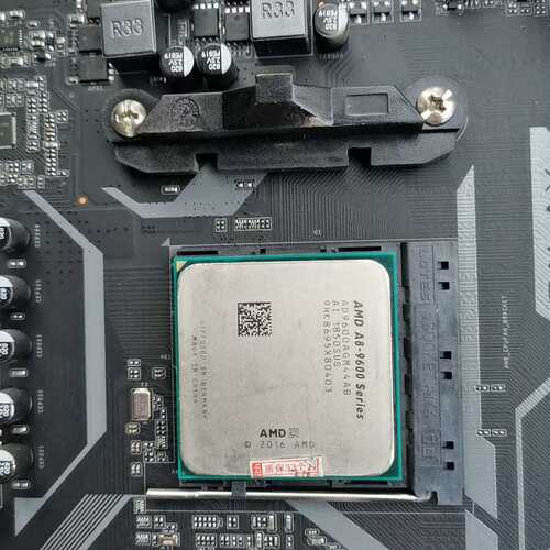议价影驰A320M龙将主板+CPU A8-9600套装，带原