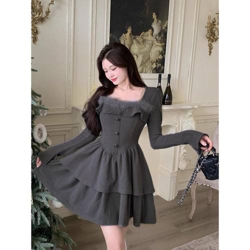 大码微胖mm秋冬新款甜辣妹气质收腰连衣裙显瘦遮肉纯欲蓬蓬短裙女