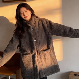 上衣潮 宽松环保皮草外套高级时尚 慵懒风中长款 皮毛外套一体女冬季