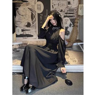 性感挂脖露肩收腰长裙子 2025新款 法式 气质赫本风黑色连衣裙女春季