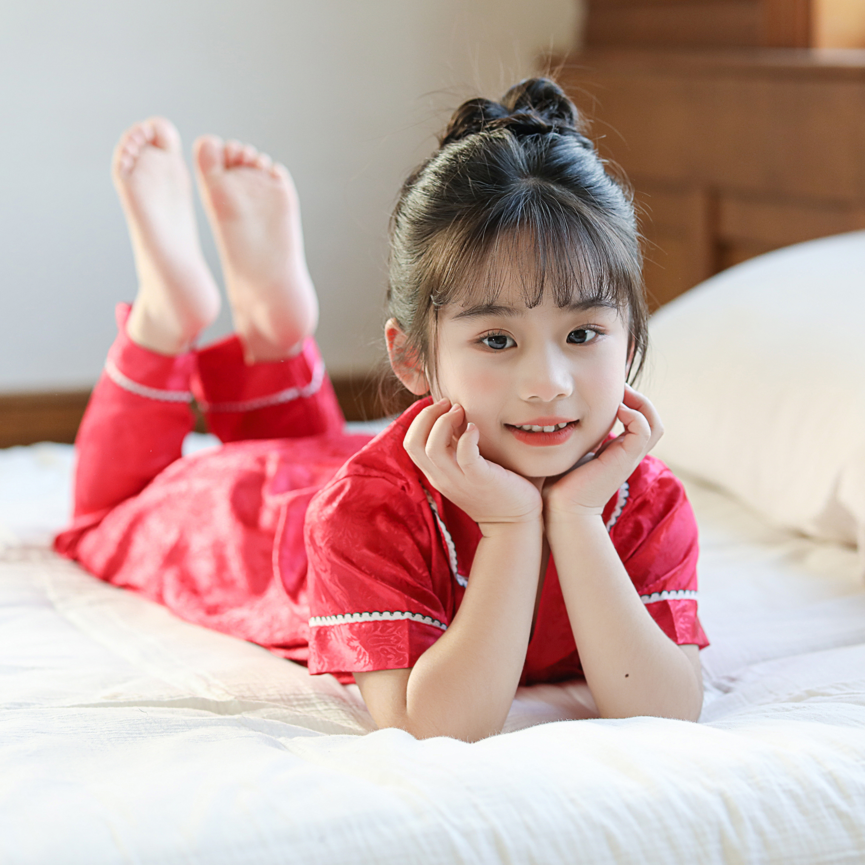 儿童睡衣女童春夏季短袖丝绸家居服中大童女孩夏季薄款丝绸空调服