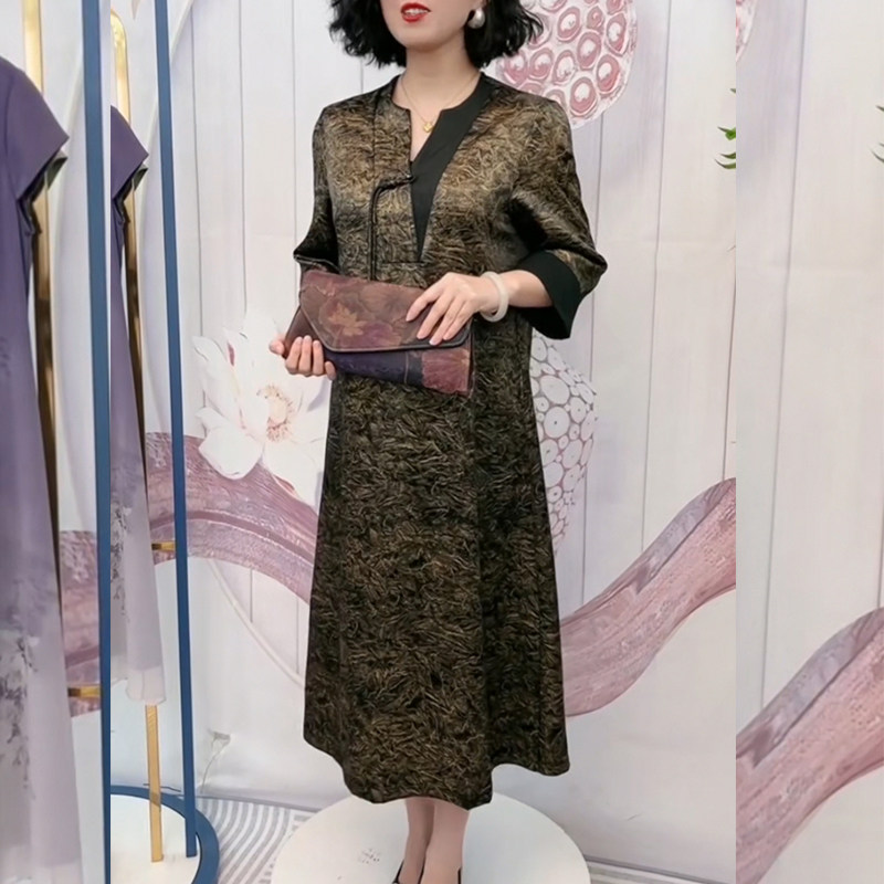 桑蚕丝连衣裙女春夏季中年妈妈装宽松大码休闲七分袖真丝半身裙潮