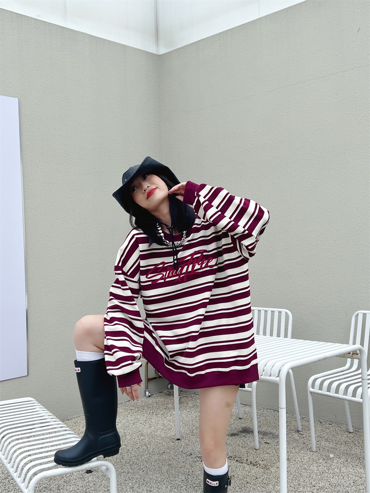 套头宽松慵懒风时尚条纹长袖卫衣女秋季大码显瘦重工刺绣开叉上衣