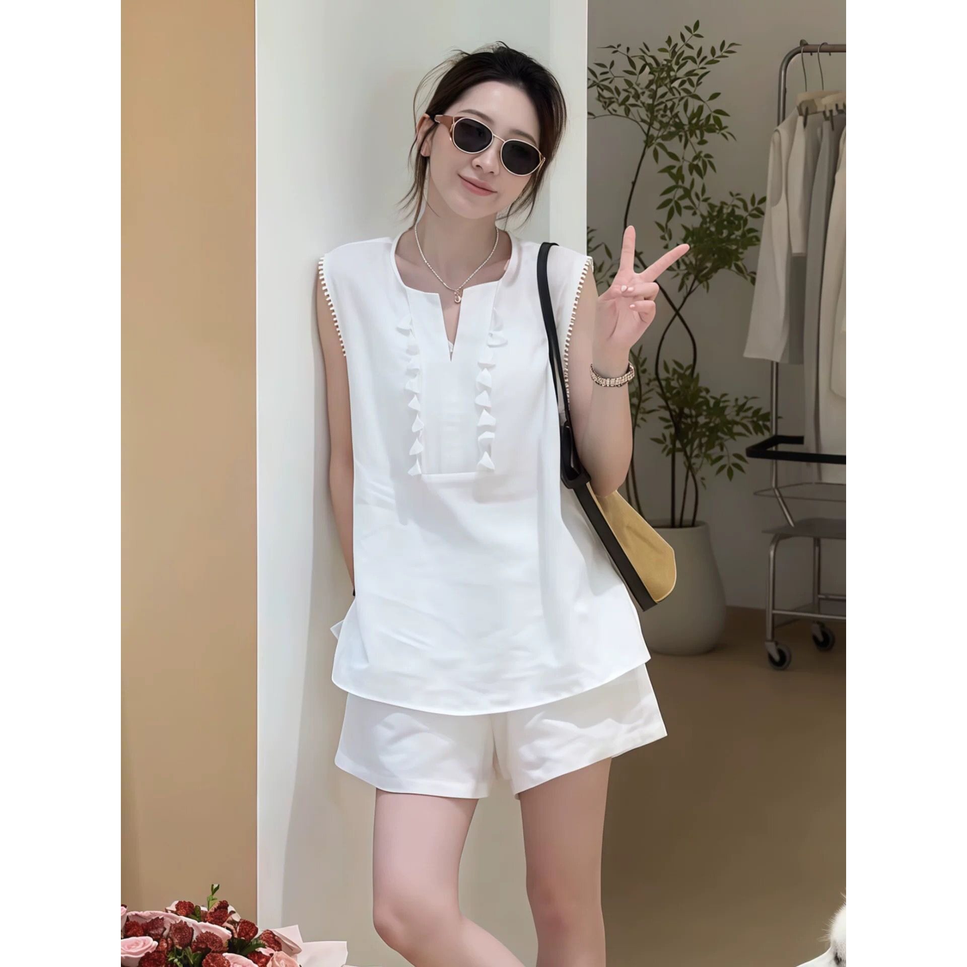 夏季巨好看套装女小个子韩系时尚减龄无袖上衣高腰短裤休闲两件套