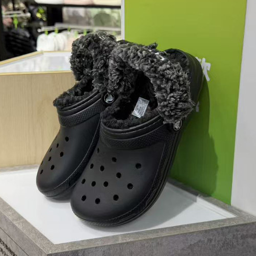 卡骆驰经典羊绒暖棉洞洞鞋Crocs