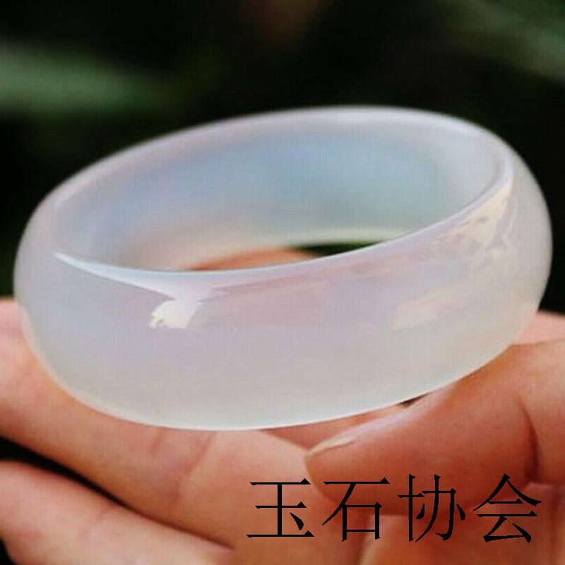 高冰白玛瑙手镯女款高端紫玉髓加宽加厚巴西原石荔枝冻非细条精品