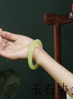 正品和田玉圆条手镯若羌黄口籽料手环女款天然美人镯鸡油黄玉镯子