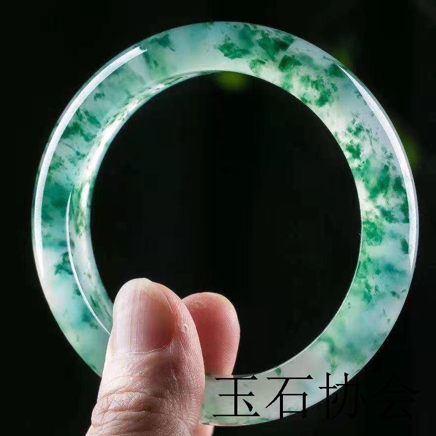 高冰透独龙玉飘花手镯危地马拉翡