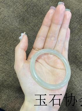 和田玉手镯圆条晴水高冰种青白玉镯正品湖水绿天然新疆玉镯子礼物