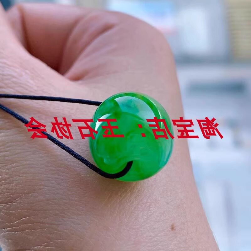 缅甸翡翠色路路通吊坠满绿圆珠桶珠手串冰糯阳绿飘花转运珠锁骨链