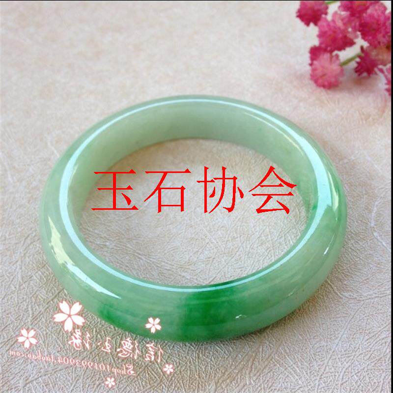 精选高品质翡翠色玉石手镯冰糯种阳绿翠飘花女款玉手镯子饰品送礼