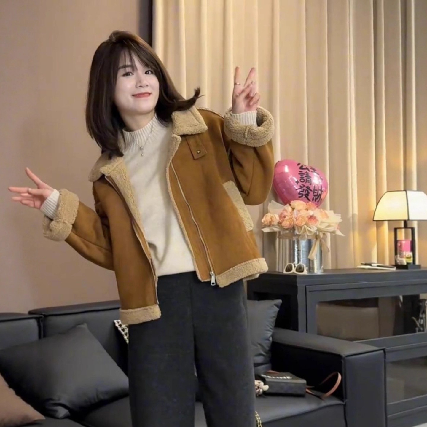 2025冬季新款羊羔毛复古麂皮绒皮毛一体外套女小个子宽松加厚