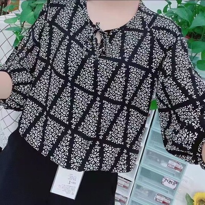 2026年新款时尚洋气百搭显瘦七分袖衬衫女设计感小众宽松休闲上衣