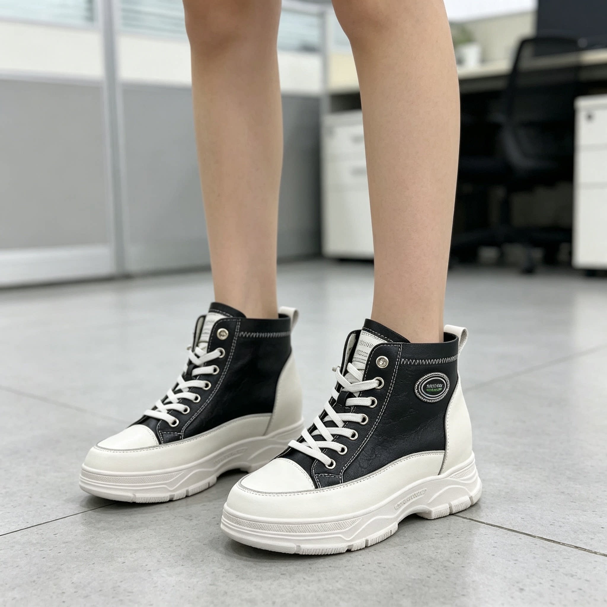 品牌女鞋正品新款真皮时尚舒适百搭厚底防滑高邦单鞋休闲运动板鞋