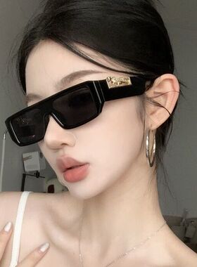 高级感黑金豹头太阳眼镜小方框甜酷辣妹户外出行拍照防紫外线墨镜