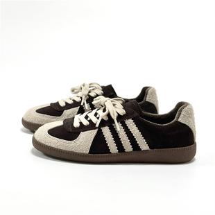 显脚小休闲运动鞋 反绒皮三条杆板鞋 女2025爆款 港风复古平底德训鞋