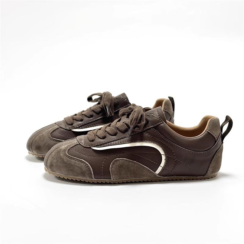 咖啡色德训鞋女秋冬加绒保暖软底轻便显瘦平底真皮复古运动阿甘鞋