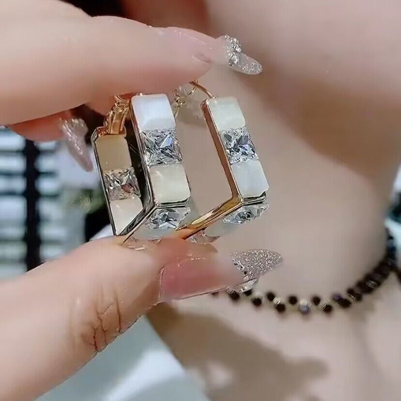 2025年新款港风轻奢锆石几何方形耳圈高级感耳环设计感气质耳饰女