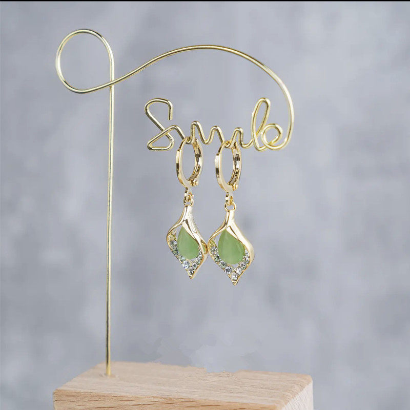 小清新天使之泪耳环高级感几何耳坠女2022年新款潮绿色猫眼石耳扣